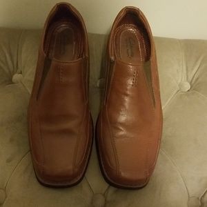 Clark's slip on loafer